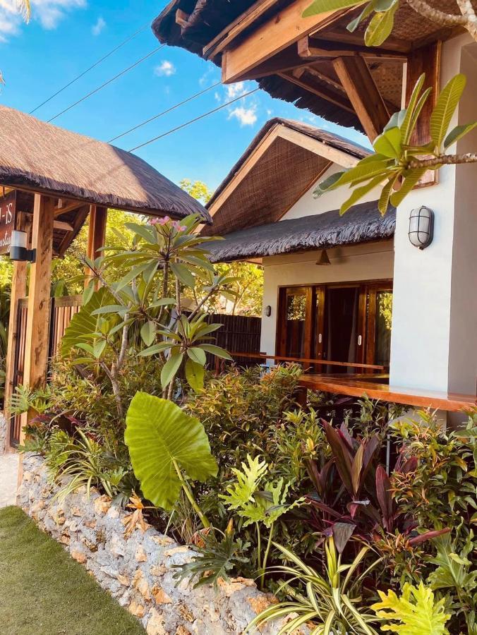 Matam-Is Cafe & Homestay General Luna  Exterior photo